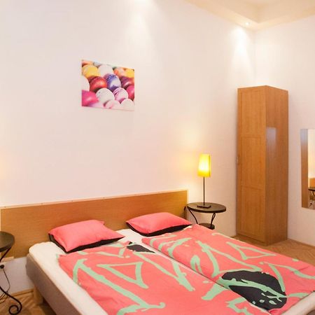 Carolyn Apartman In The Old City Lägenhet Budapest Exteriör bild