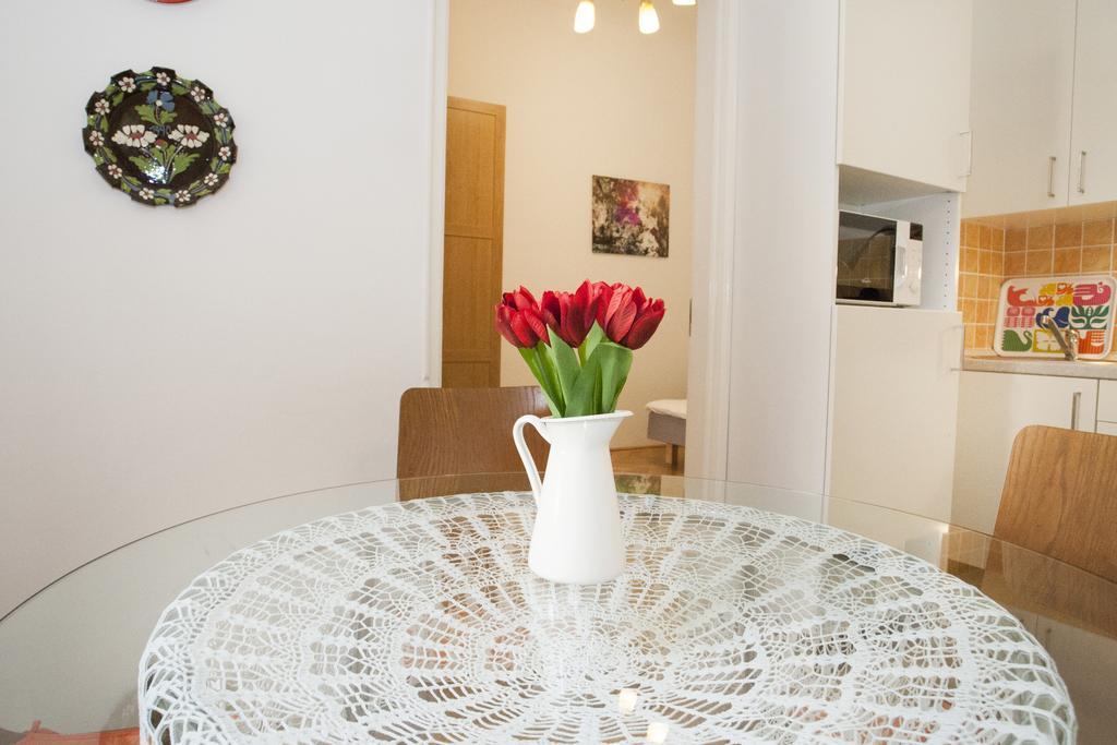 Carolyn Apartman In The Old City Lägenhet Budapest Exteriör bild
