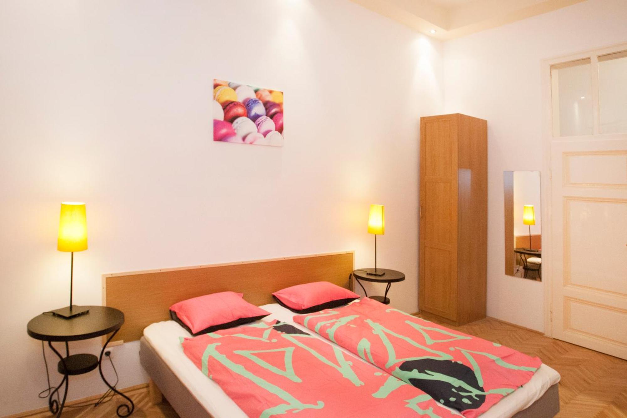 Carolyn Apartman In The Old City Lägenhet Budapest Exteriör bild