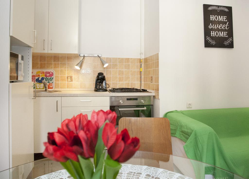Carolyn Apartman In The Old City Lägenhet Budapest Exteriör bild